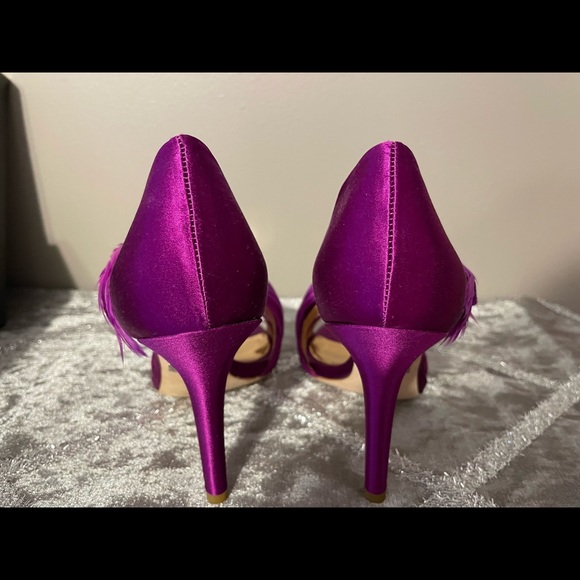Badgley Mischka Purple Embellished Heels - Picture 5 of 6